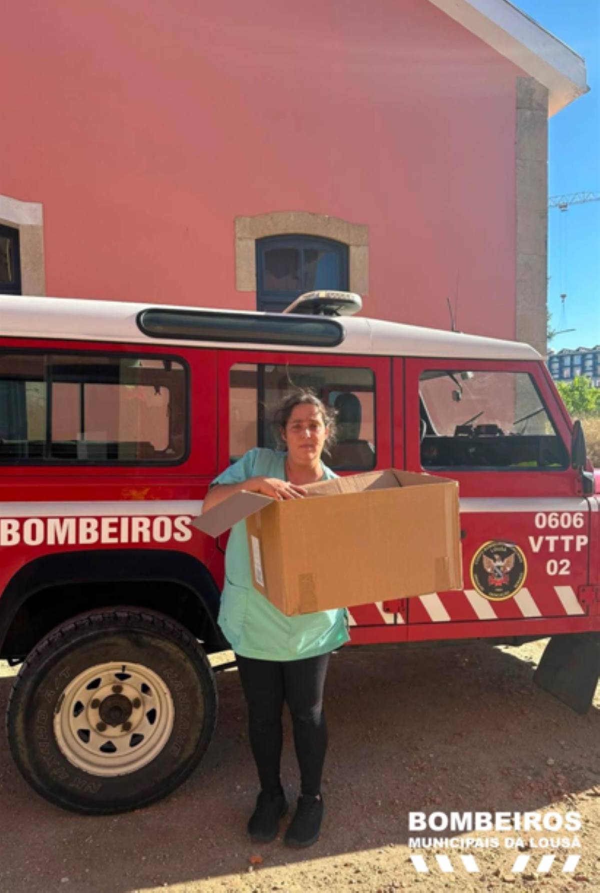 Bombeiros Municipais da Lousã socorrem gato encontrado em estado crítico
