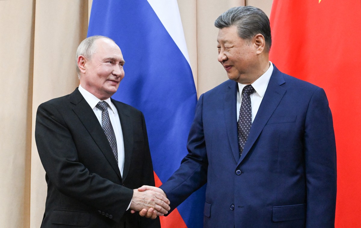 Xi Jinping e Putin reforçam parceria em IA e tecnologia digital