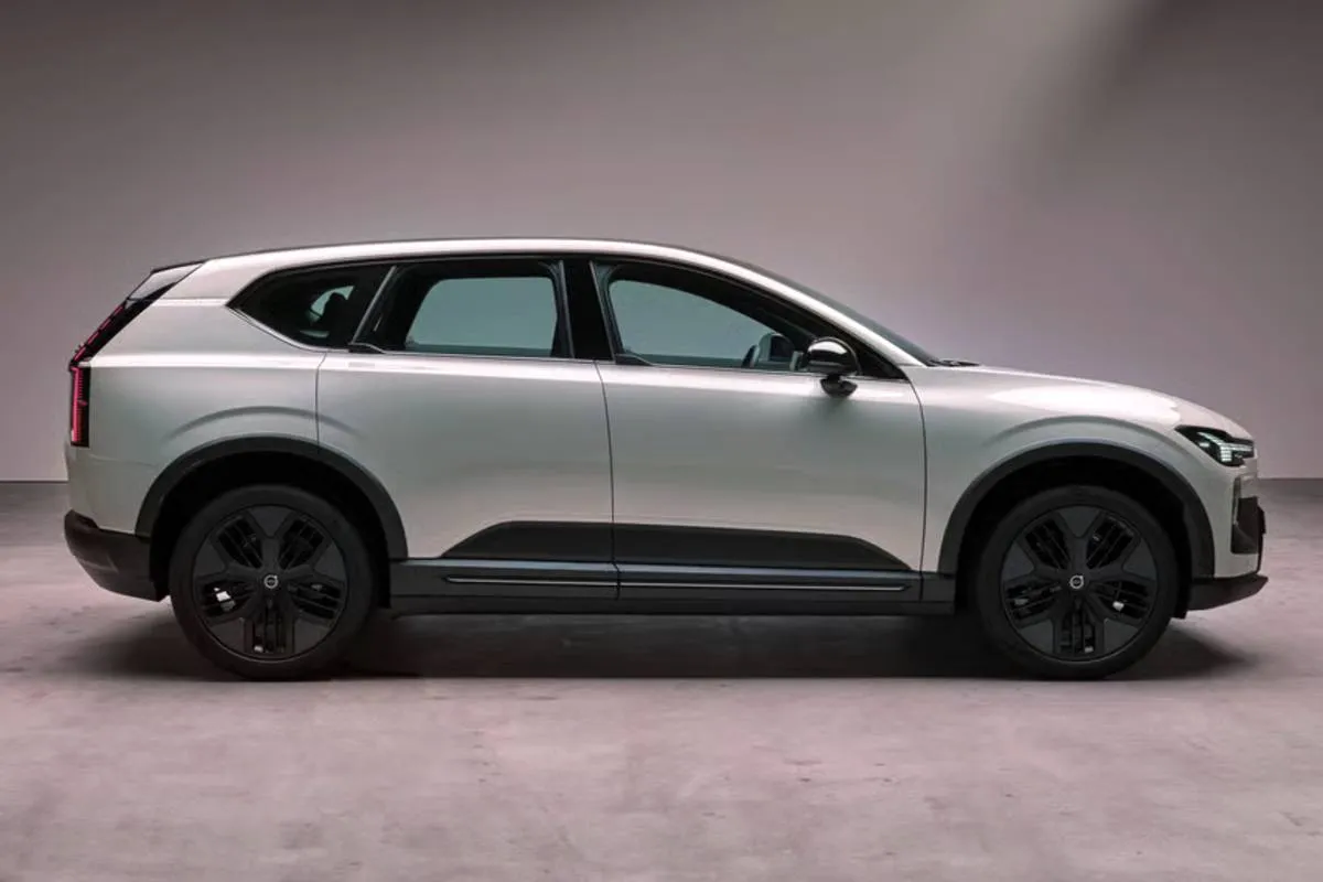 Volvo EX60 Cross Country: suspensão pneumática eleva SUV em 40 mm e derruba túnel central